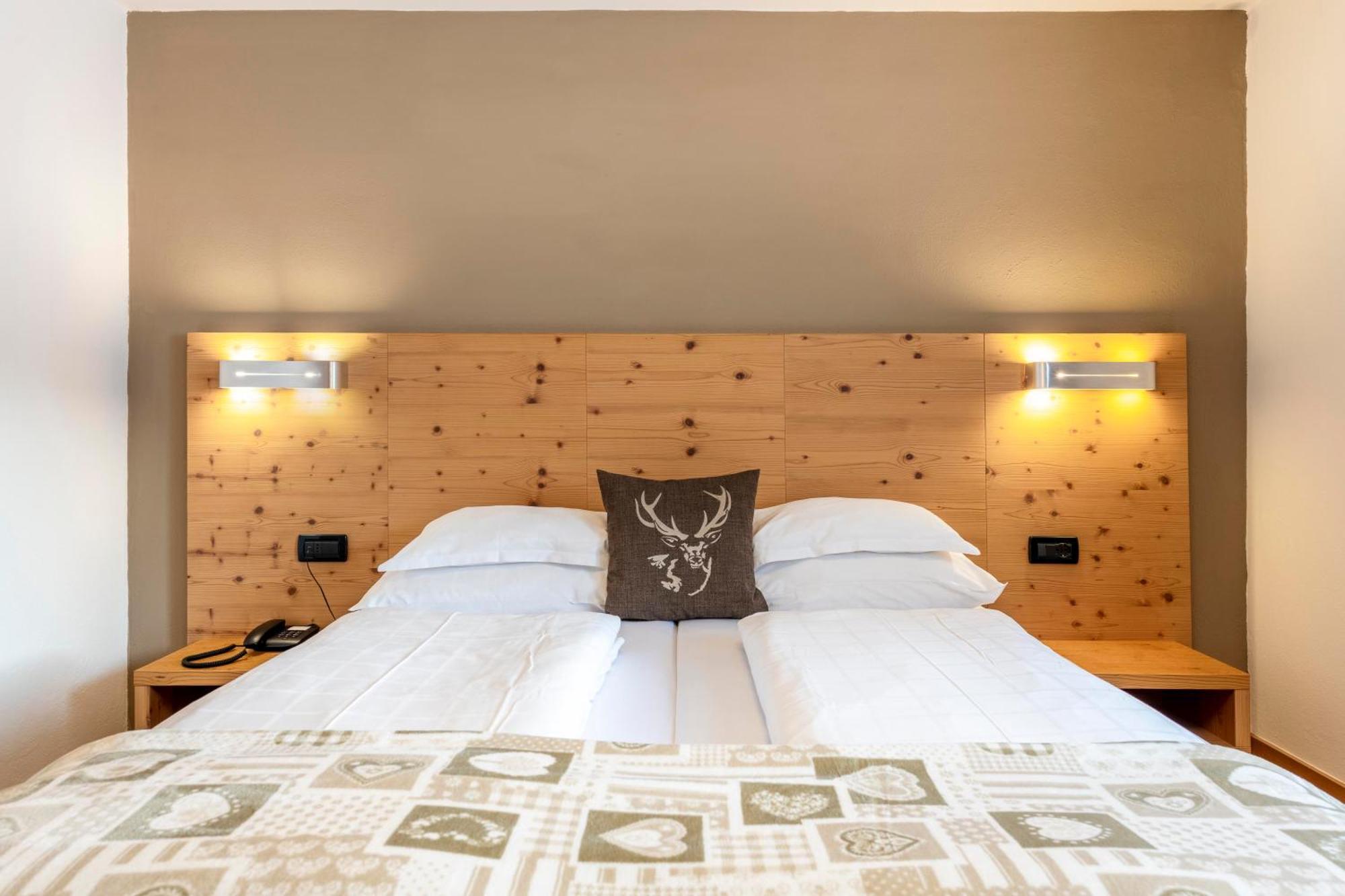 Hotel Col Di Lana Canazei Szoba fotó