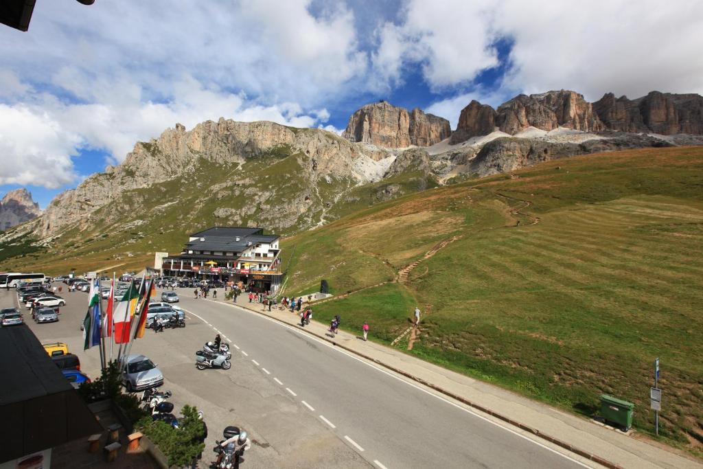 Hotel Col Di Lana Canazei Kültér fotó